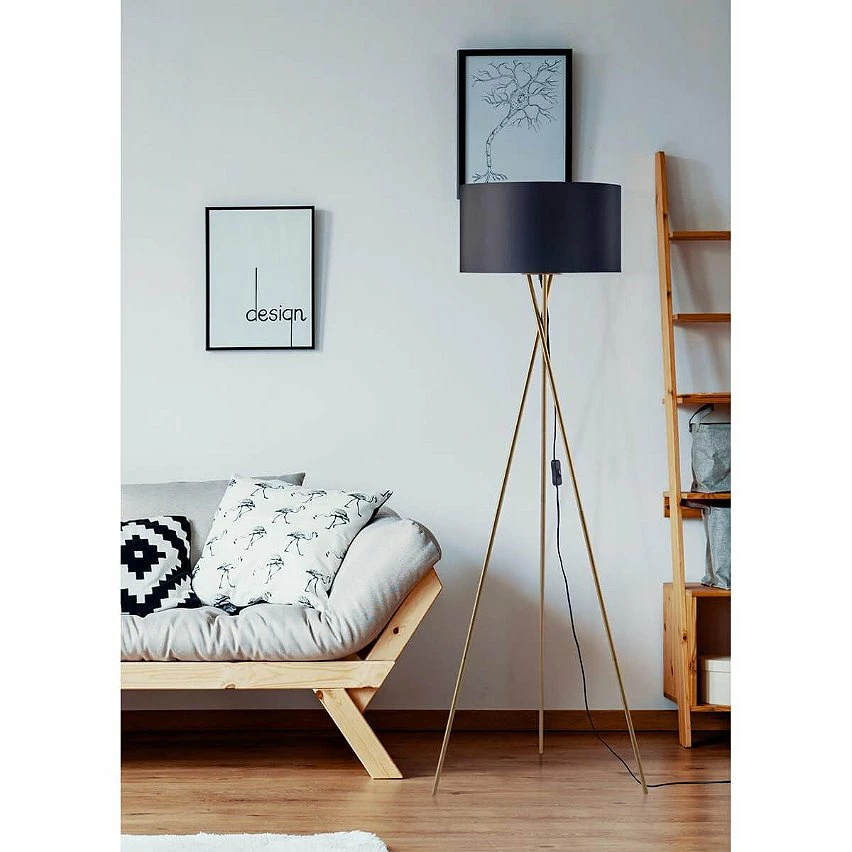 Offres 🌟 Altobuy VARSK - Lampadaire Blanc 140cm Piètement Trépied Métal Doré 🎁 12 Offres 🌟 Altobuy VARSK - Lampadaire Blanc 140cm Piètement Trépied Métal Doré 🎁 – Image 10